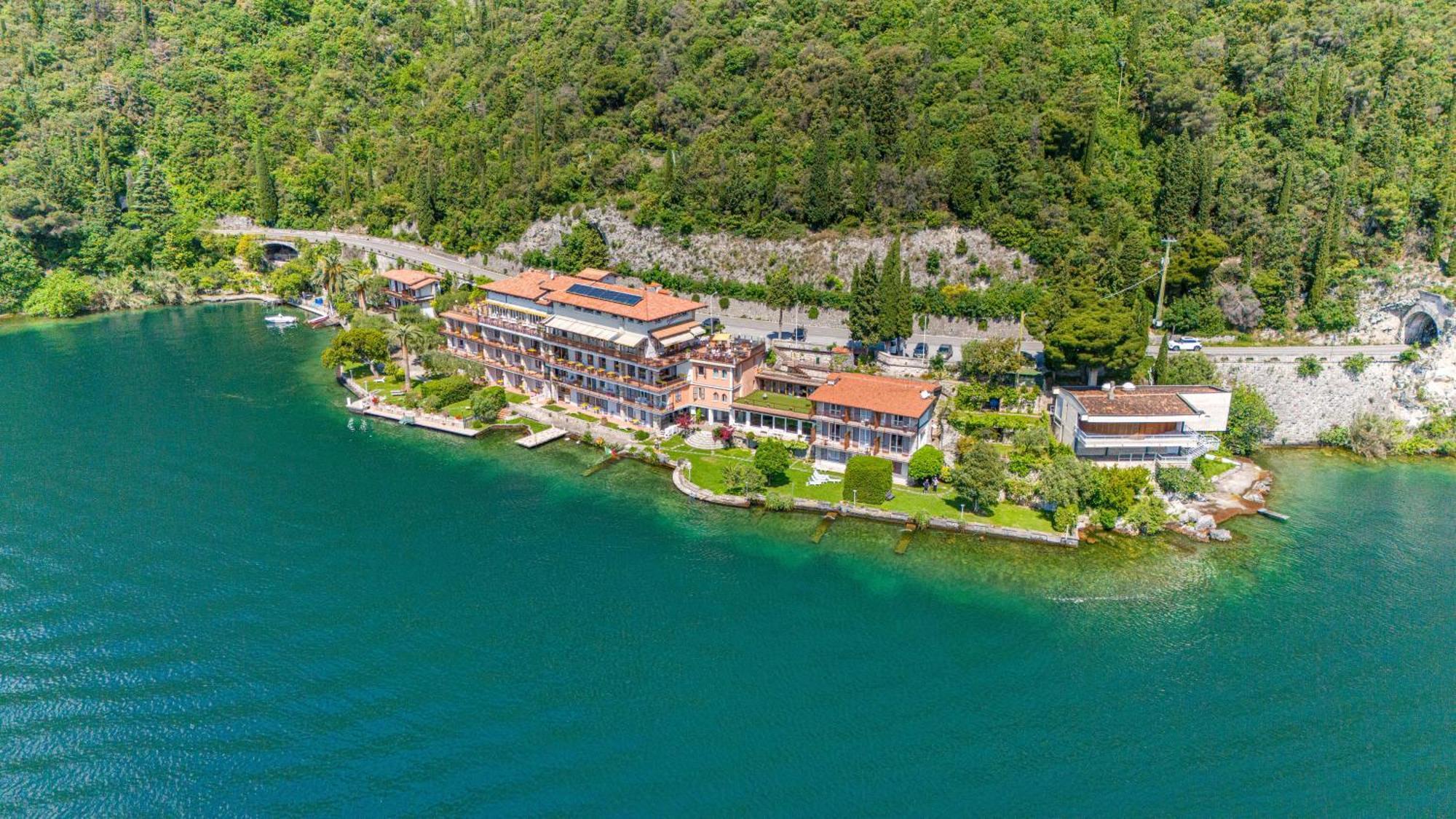 Hotel Forbisicle ติญญาเล ภายนอก รูปภาพ