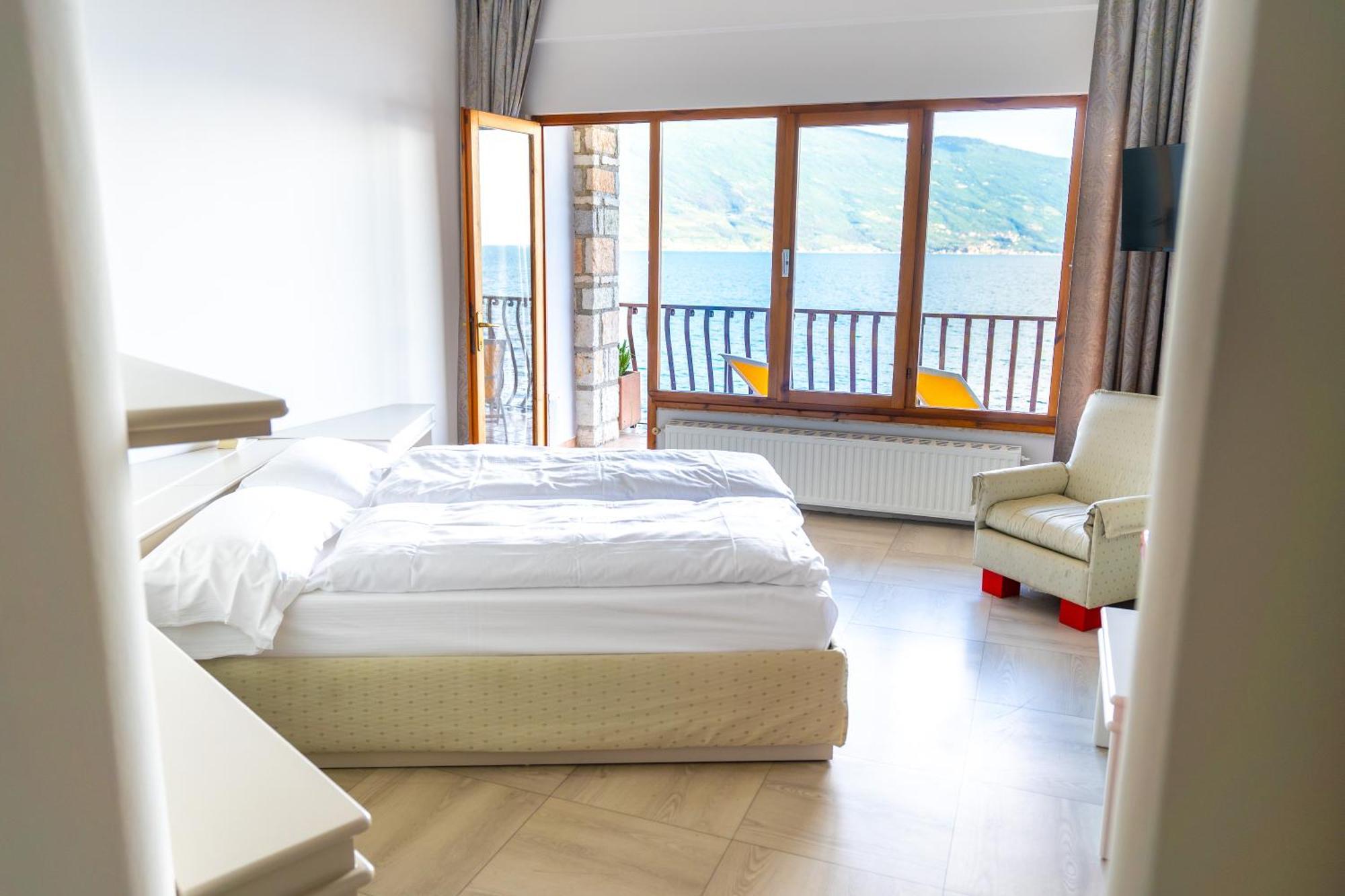 Hotel Forbisicle ติญญาเล ภายนอก รูปภาพ