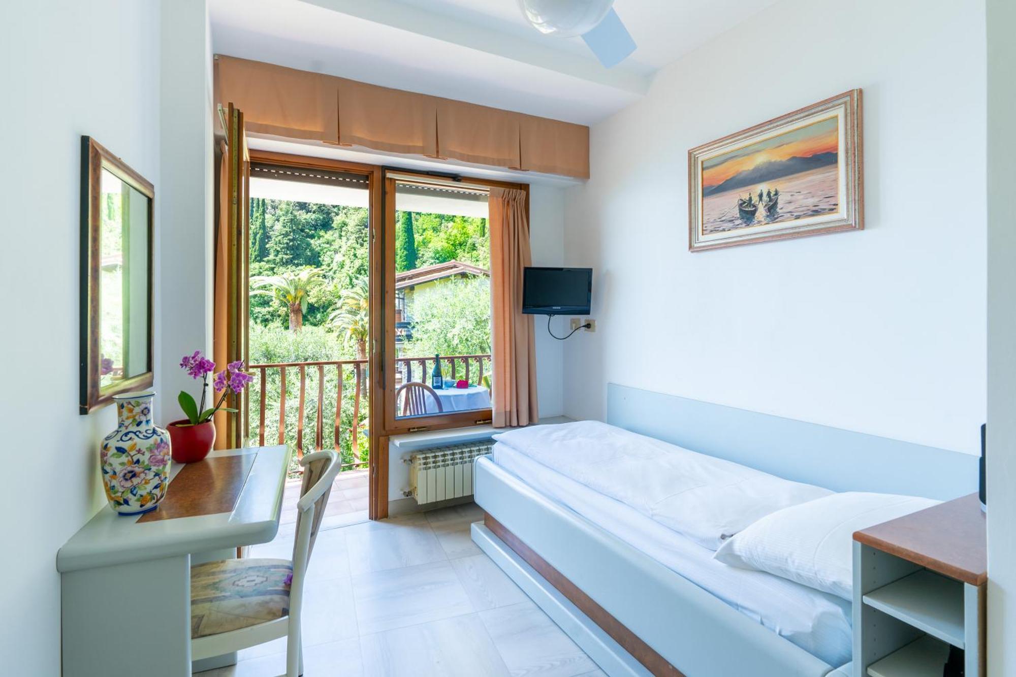 Hotel Forbisicle ติญญาเล ภายนอก รูปภาพ
